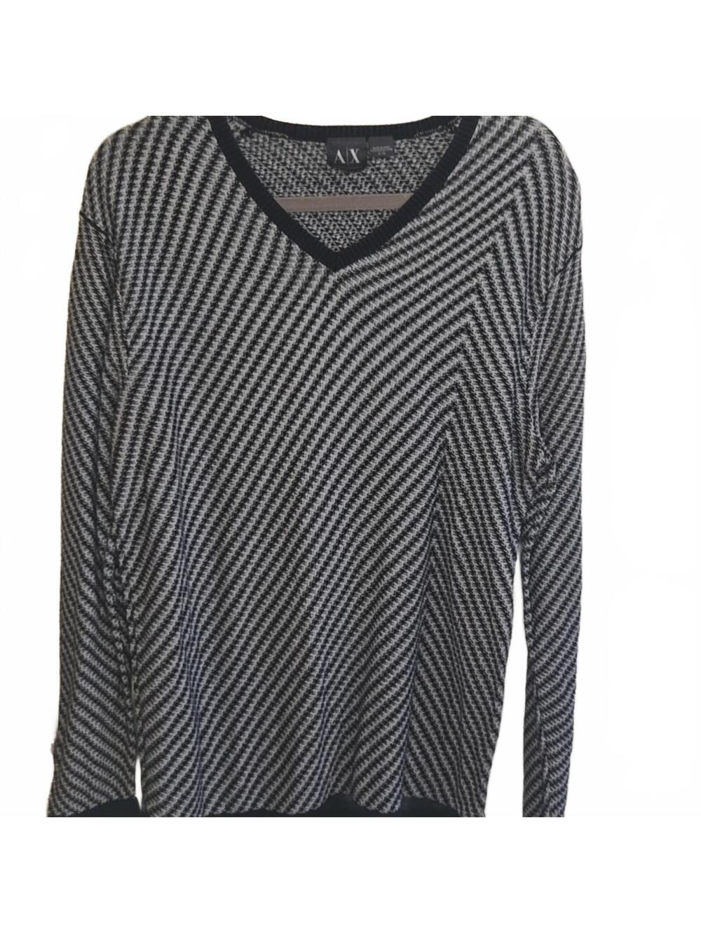 Armani Exchange Men's Black and Gray V-Neck Sweater XL